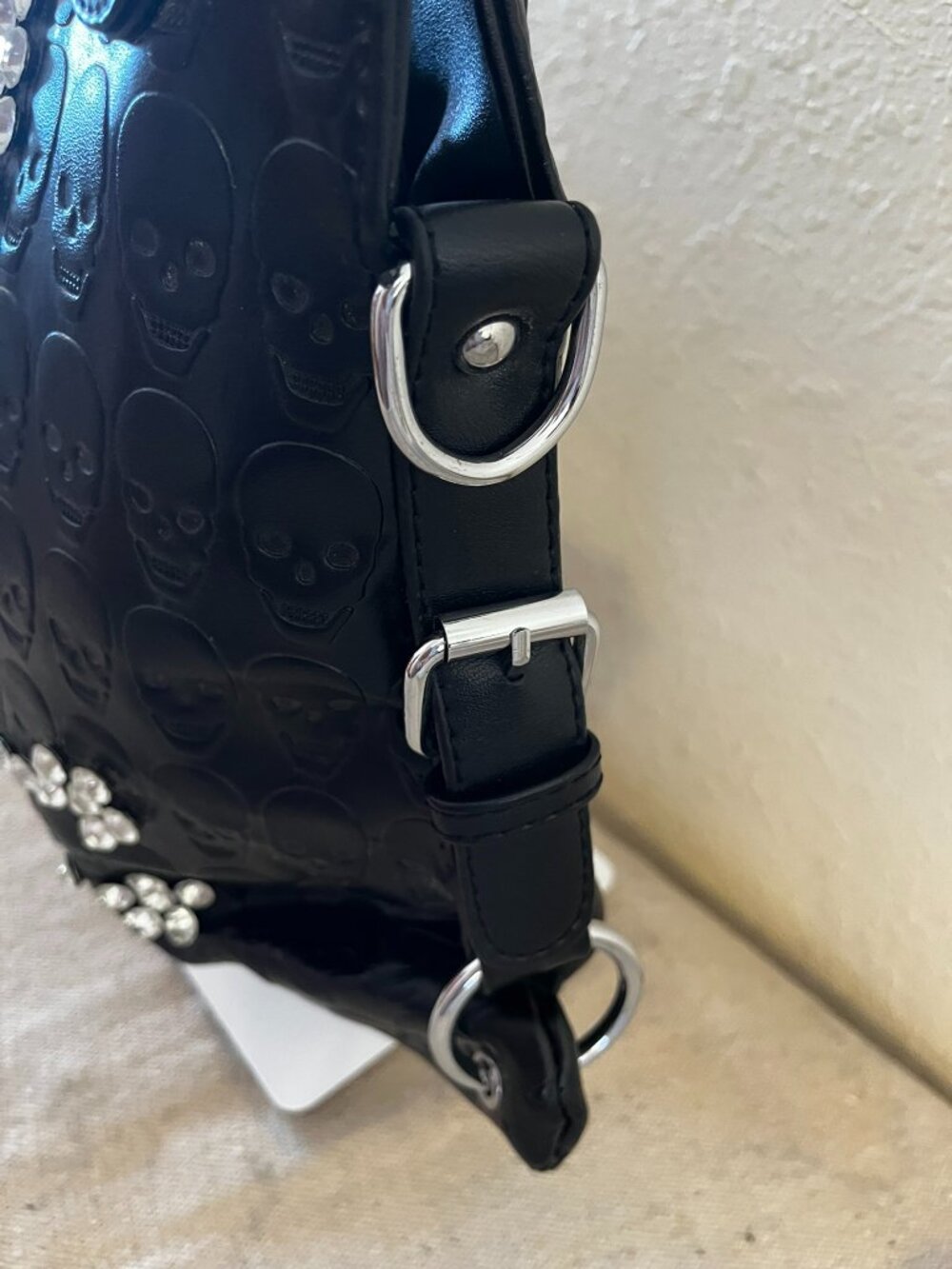 Skull Rhinestone Faux Leather Goth Mob-Wife Crossbones Studded Shoulder/Tote Bag - Picture 7 of 10